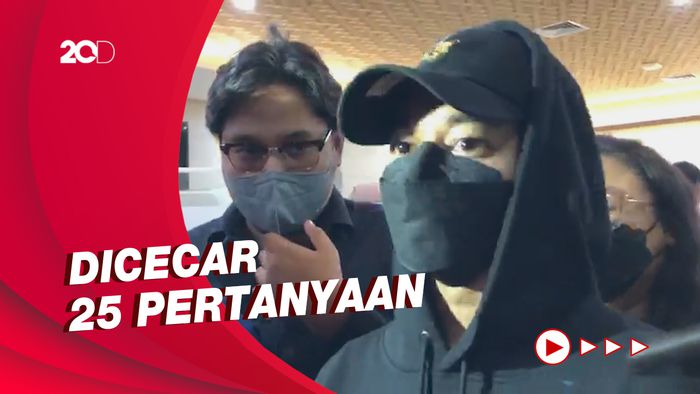 6 Jam Diperiksa soal Kasus Doni Salmanan, Reza Arap: Ngantuk Gue!
