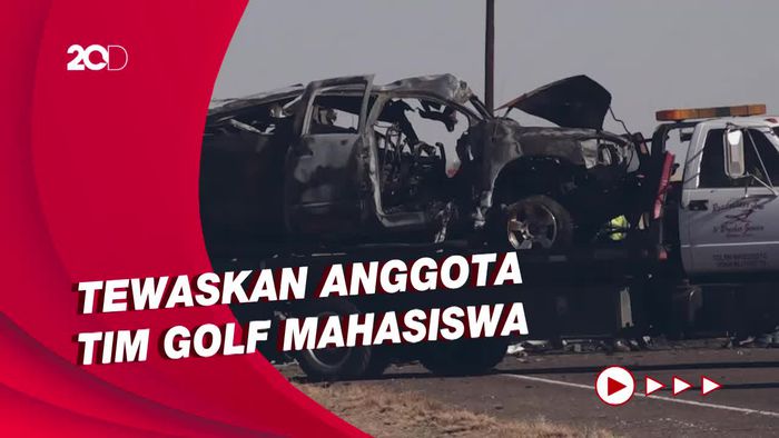 Tabrakan Maut! Truk Vs Mobil di Texas, 9 Orang Tewas