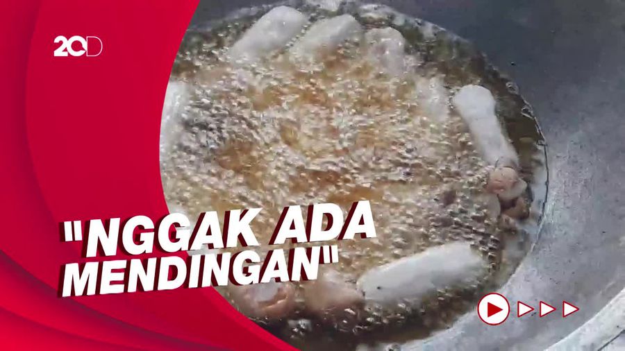 Jerit Penjual Gorengan: Sekarang Stok Minyak Goreng Banyak, Tapi Mahal!