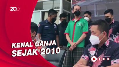 Vokalis Sisitipsi Ngaku Sempat Konsumsi Kopi Ganja di Sebuah Kafe