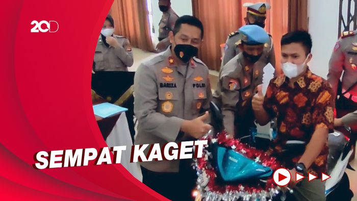 Guru Honorer di Ciamis Dapat Hadiah Motor Usai Vaksinasi Covid-19