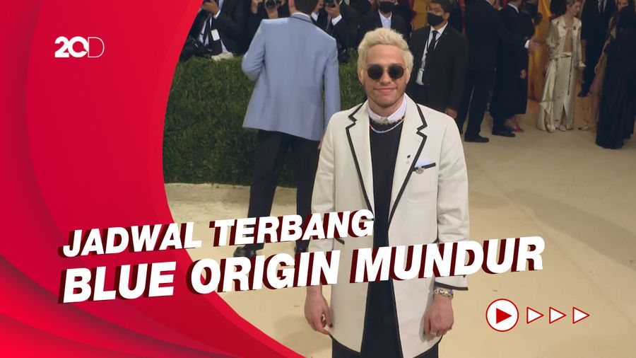 Pete Davidson Batal Terbang ke Luar Angkasa dengan Blue Origin