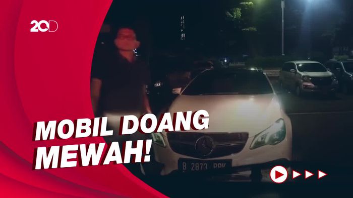 Ternyata Mobil Mercy yang Halangi Ambulans Nunggak Pajak!