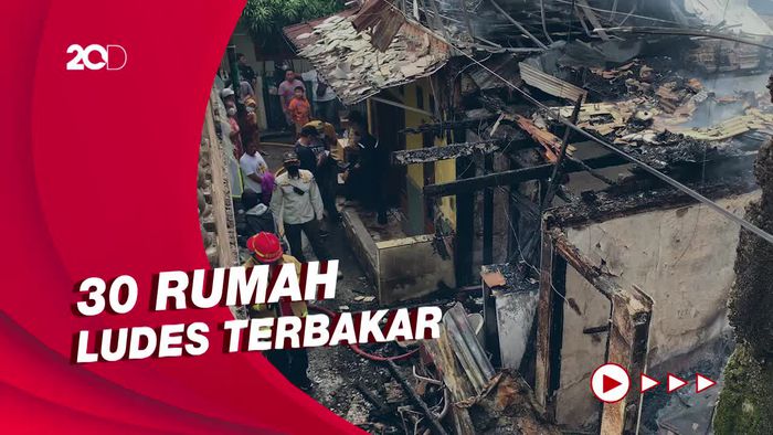 Kesaksian Warga di Kebakaran Kebayoran Baru: Api Tiba-tiba Gede