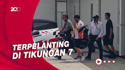 Momen Marc Marquez Dibawa ke RS Usai Kecelakaan di Sesi Pemanasan