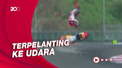 Detik-detik Marquez Kecelakaan Highside di Mandalika