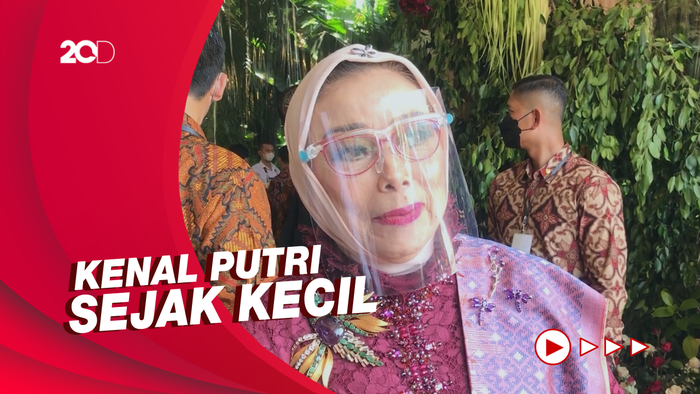 Hadiri Akad Nikah Putri Tanjung, Ibunda Sandiaga Uno Terharu