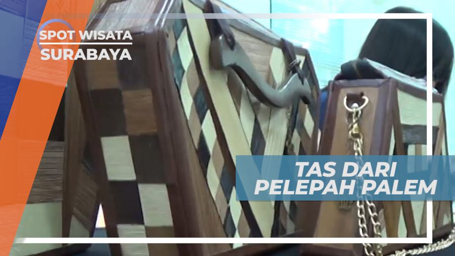 Tas Cantik Berbahan Dasar Pelepah Palem, Surabaya