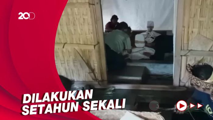 Mengenal Tradisi Resik Lawon, Bersihkan Makam Jelang Ramadhan