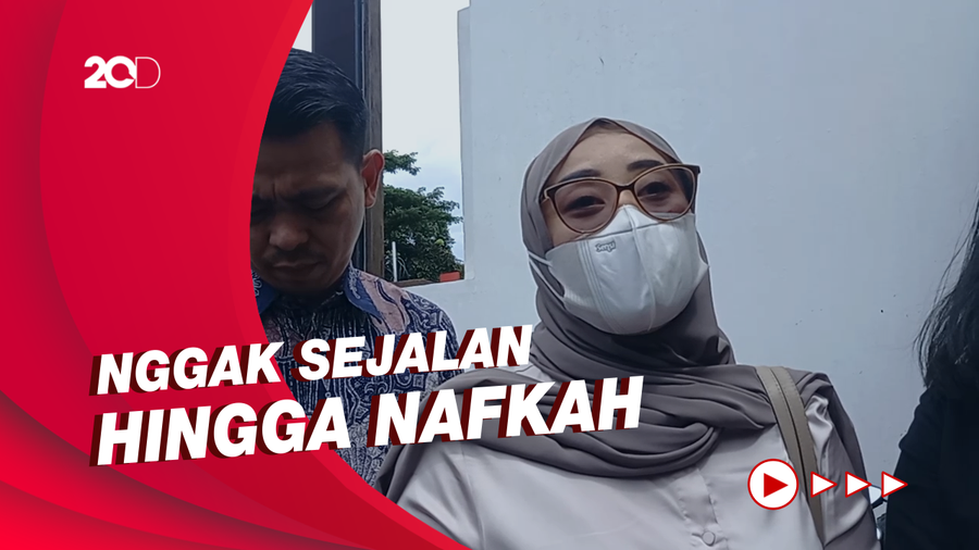 Puput Blak-blakan Alasan Gugat Cerai Doddy Sudrajat 