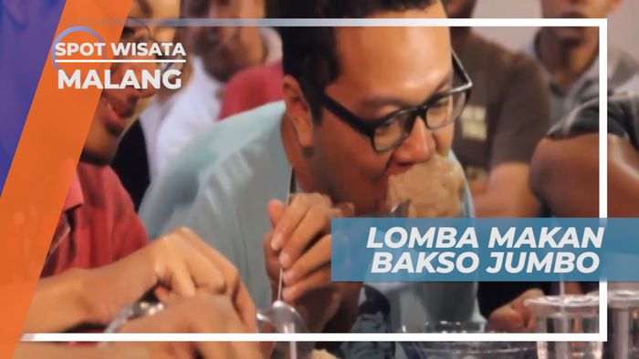 Adu Cepat Santap Bakso Jumbo, Malang