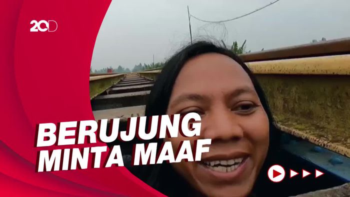 Ulah Dede Inoen Bikin Geger: Makan Raja Jin, Ngumpet di Kolong Rel