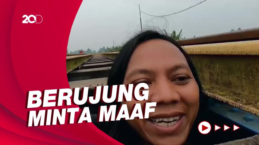 Ulah Dede Inoen Bikin Geger: Makan Raja Jin, Ngumpet di Kolong Rel