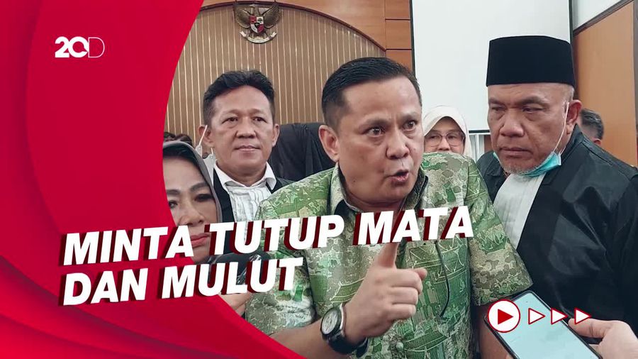 Detik-detik saat Irjen Napoleon Lumuri Wajah M Kace dengan Kotoran