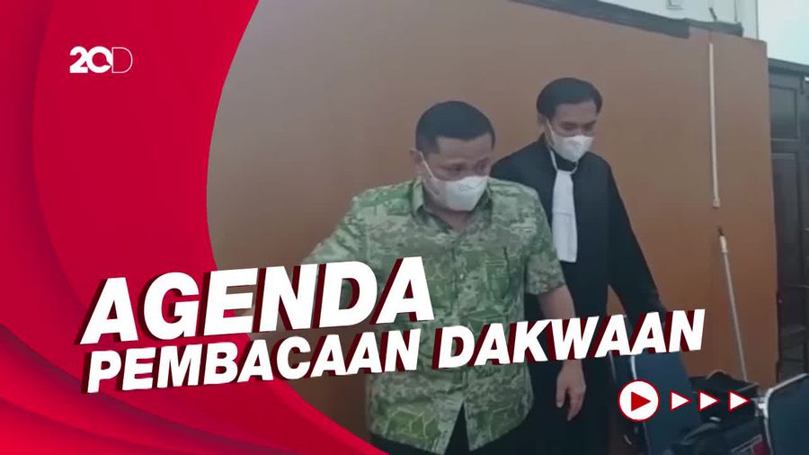 Momen Irjen Napoleon Hadir Langsung di Sidang Penganiayaan M Kace