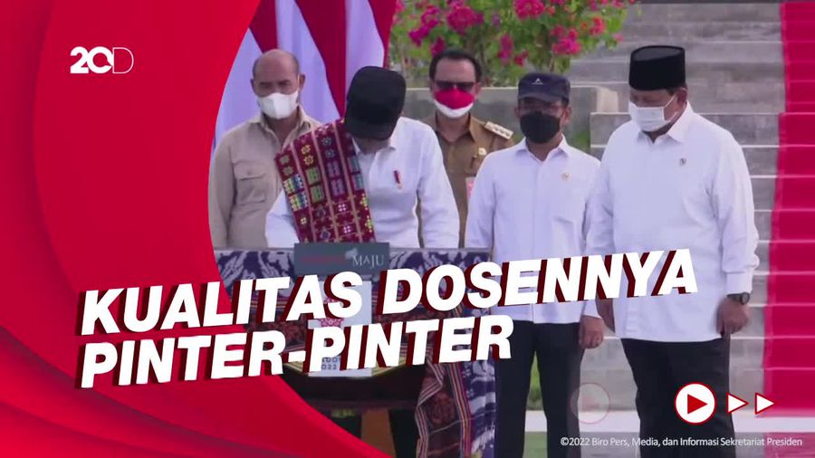 Momen Jokowi Resmikan Politeknik Ben Mboi di NTT Bareng Prabowo