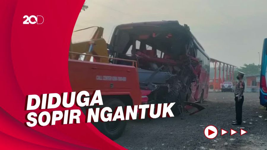 Bus Tabrak Truk di Tol Cipali, 1 Orang Tewas