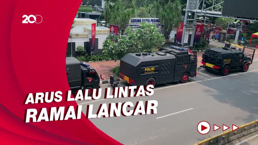 Kendaraan Taktis-Kawat Berduri Disiapkan Jelang Aksi PA 212 di Monas