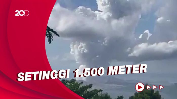 Gunung Taal di Filipina Muntahkan Kepulan Asap Putih