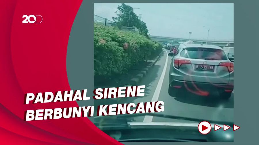 Viral Honda HR-V Disebut Halangi Ambulans di Tol Cawang, Ini Faktanya