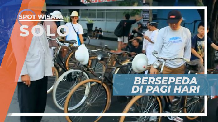 Serunya Bersepeda Onthel, Berkeliling Akhir Pekan Kota Solo