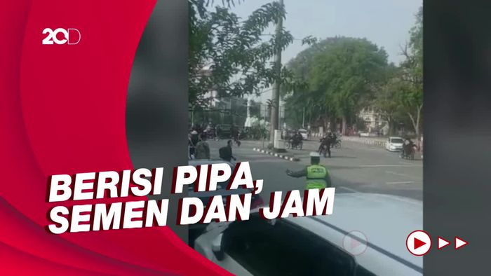 Suasana Kepanikan Warga Saat Temukan Benda Mencurigakan di Solo