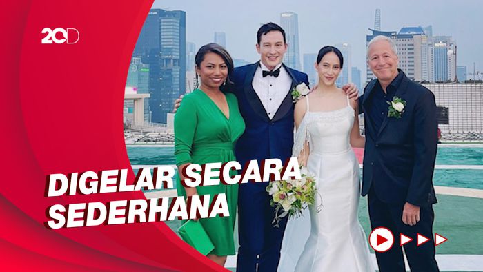 Selamat! Mike Lewis dan Janissa Pradja Resmi Menikah
