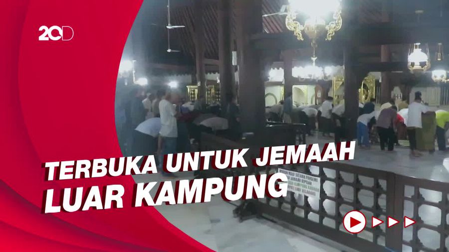Intip Suasana Salat Tarawih di Masjid Gede Kauman Yogyakarta