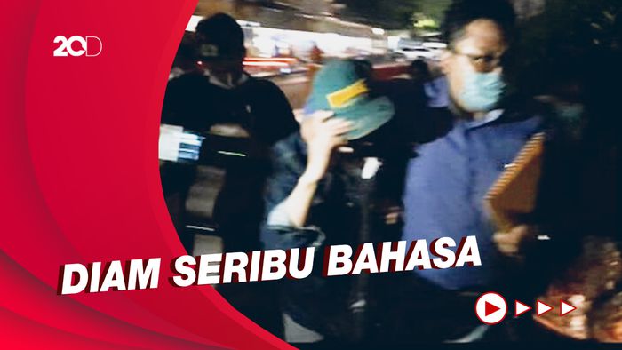 Kekasih Dea OnlyFans Kabur Usai Jalani Pemeriksaan