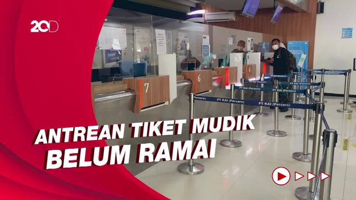Tiket Mudik Sudah Bisa Dipesan, Stasiun Senen Terpantau Sepi