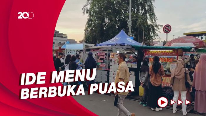 Beragam Pilihan Takjil di Jalan Kebon Kacang Jakpus