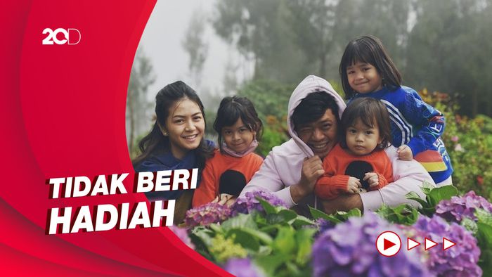 Cara Surya Insomnia Ajarkan Puasa pada Anak