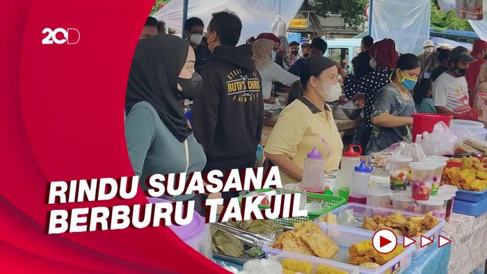 Hujan Tak Surutkan Antusias Warga Berburu Takjil di Pasar Benhil 