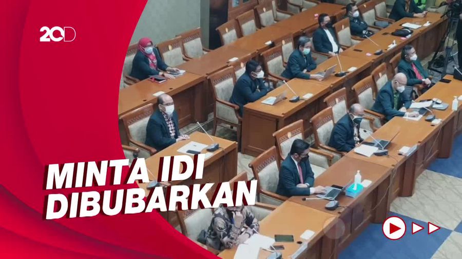 Momen Legislator NasDem Cecar IDI Buntut Pemecatan Terawan