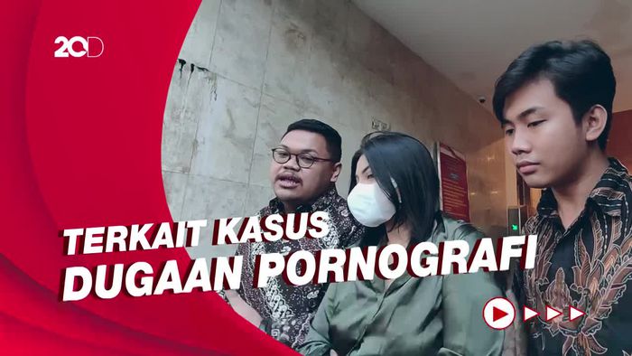 Usai 4 Jam Jalani Pemeriksaan, Ini Kata Dea OnlyFans
