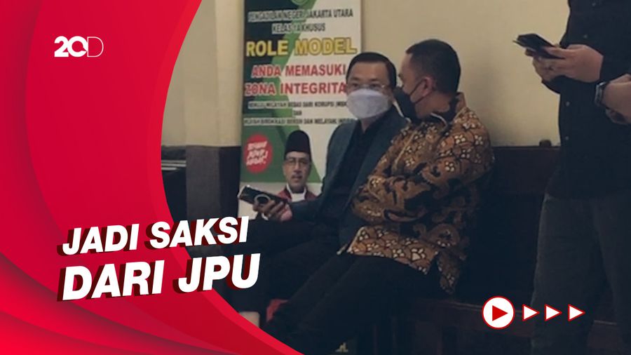 Ahmad Sahroni Hadir Langsung Di Sidang PN Jakut