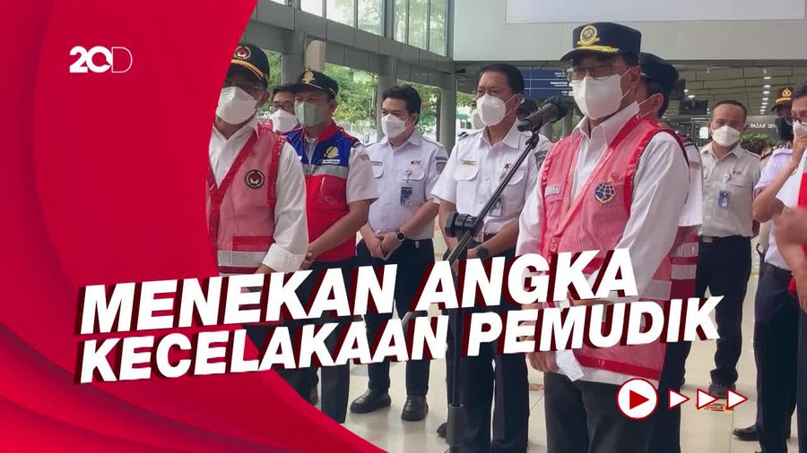Menko PMK Minta KAI Sediakan Gerbong Khusus Motor untuk Pemudik