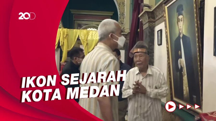 Ganjar Terpukau Saat Mengunjungi Istana Maimun Medan