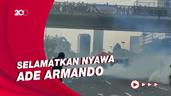 Kapolda Ungkap Alasan Tembakkan Gas Air Mata Saat Demo di DPR