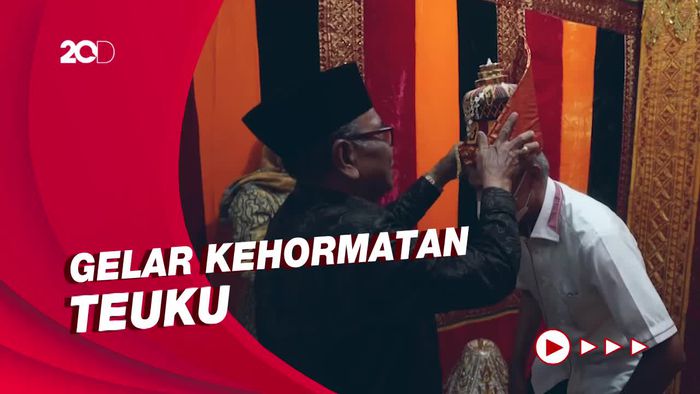 Ganjar Dapat Gelar Kehormatan Teuku dari Masyarakat Aceh
