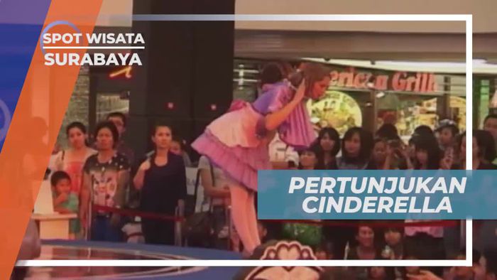 Mengajak Anak Menikmati Pentas Seni di Mall, Surabaya