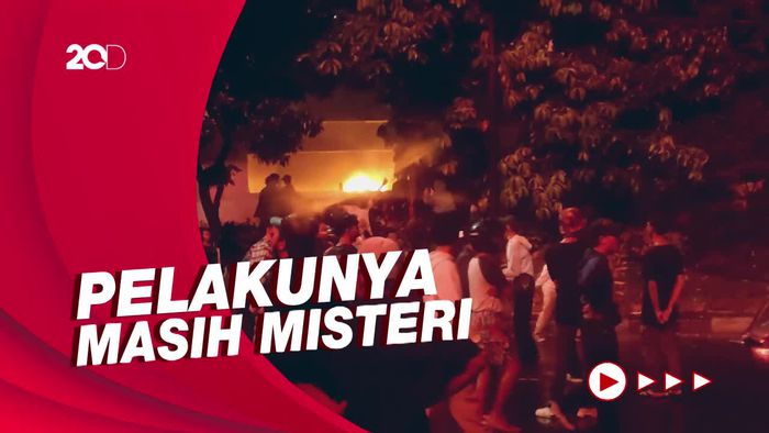 Teka-teki Pembakar Pospol Pejompongan yang Kini Dicari Polisi
