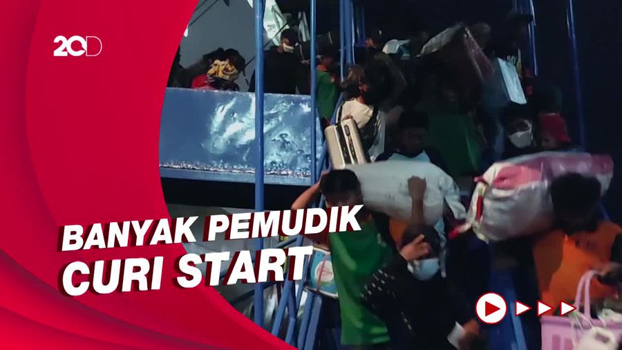 Curi Start, Ratusan Pemudik Tiba di Pelabuhan Nusantara Parepare