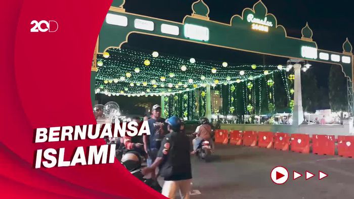 Gemerlap Lampion Hiasi Balai Kota Solo Selama Ramadan 