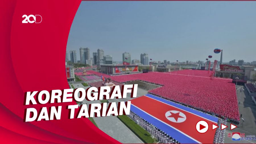 Warga Korut Rayakan Ulang Tahun Kakek Kim Jong Un