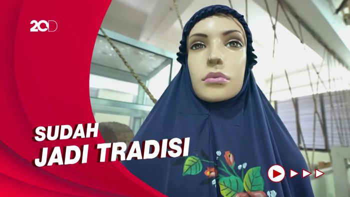 Meningkatnya Permintaan Jilbab-Mukena Lukis saat Ramadan 