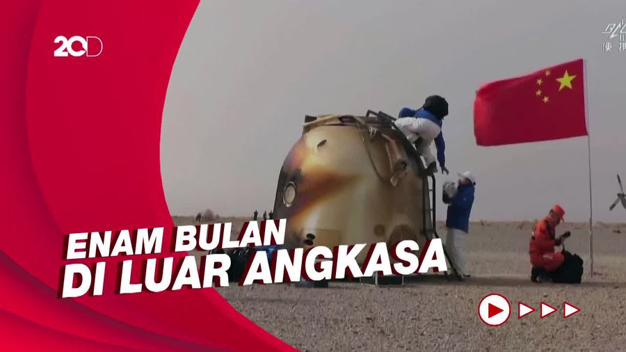 Momen 3 Astronaut China Mendarat di Bumi Usai Jalani Misi Terlama
