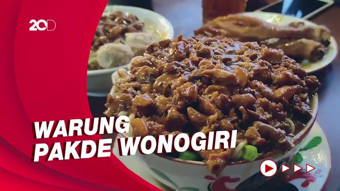 Mencicipi Mi Ayam Brutal dan Bakso Gunung Merapi di Kulon Progo