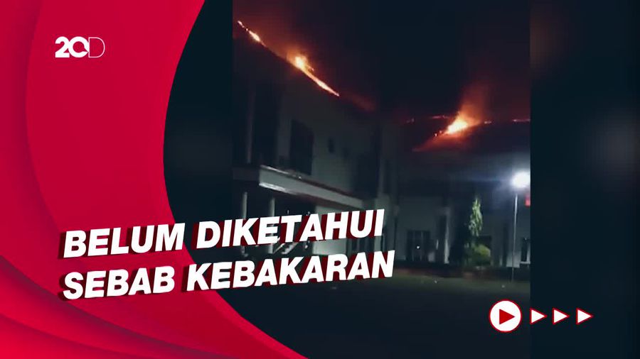 Kantor Bupati Halmahera Selatan Kebakaran!