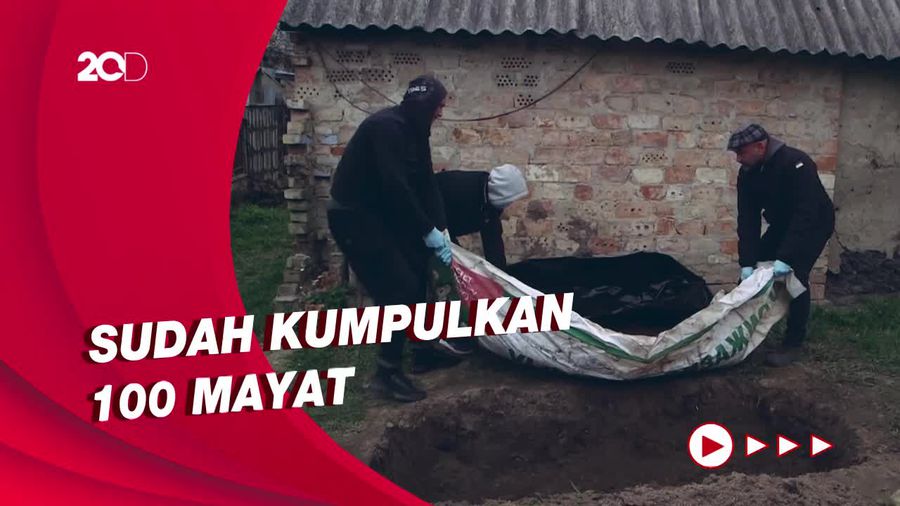 Kisah Pria Ukraina Tak Selesai-selesai Kumpulkan Mayat Terbengkalai di Bucha